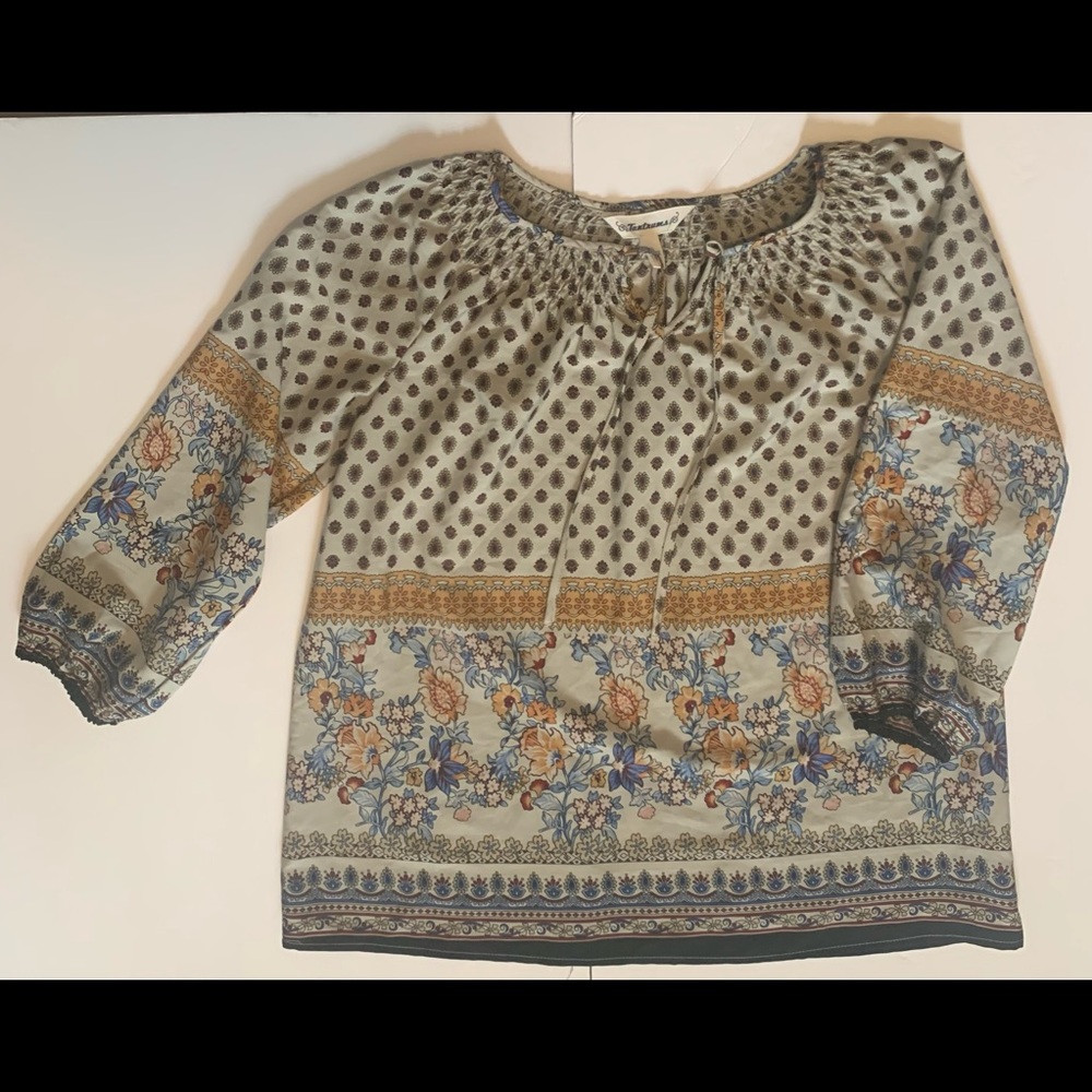 Nice soft polyester fabric size L
